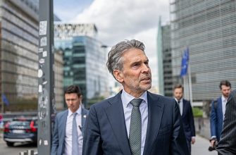 3F1A11C77C533C33528864E59B3C02B2 Премьер Нидерландов Настаивает На Сдерживании Миграционного Потока 10